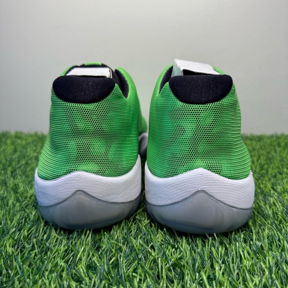Nike Air Jordan Future Low Light Poison Green Pulse Camo - Picture 7 of 11